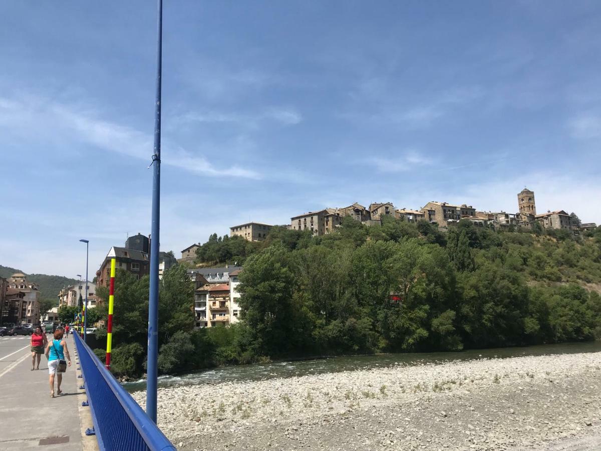 Apartamento Cinca Pirineo Aínsa Esterno foto